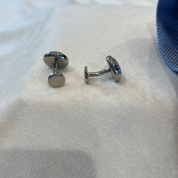 Valerio Garati Blue and Silver Tie 100% Silk and Cufflinks - Picture 10 of 13